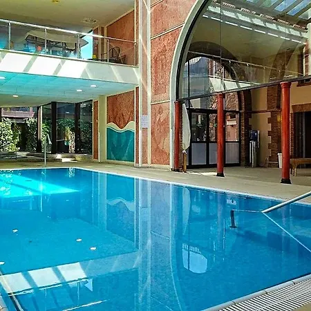 Termes Montbrio & 4*
